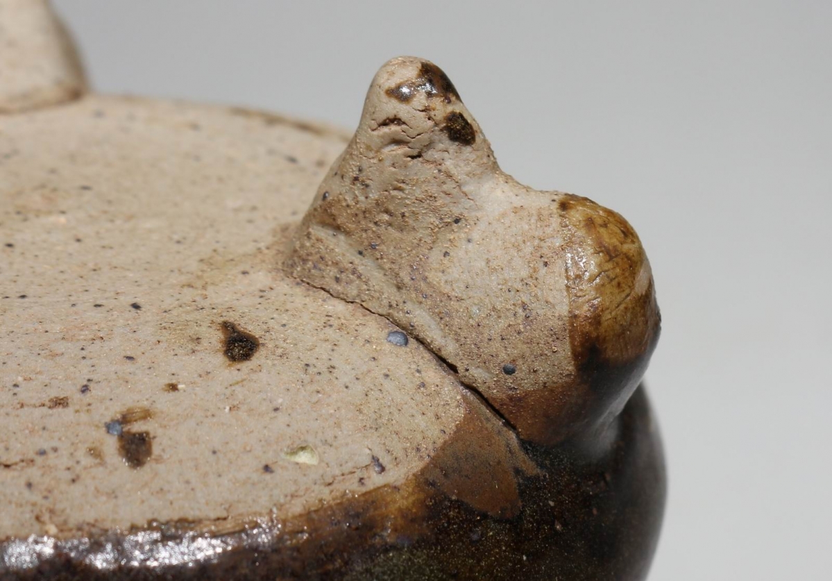 宋代 茶叶末 三足炉 四川 巴蜀 广元窑 古陶瓷鉴定 古陶瓷收藏 俨唐古瓷馆 古陶瓷博物馆 四川博物馆 成都博  ...