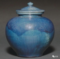 唐·三彩蓝釉万年罐 美国哈佛艺术博物馆藏